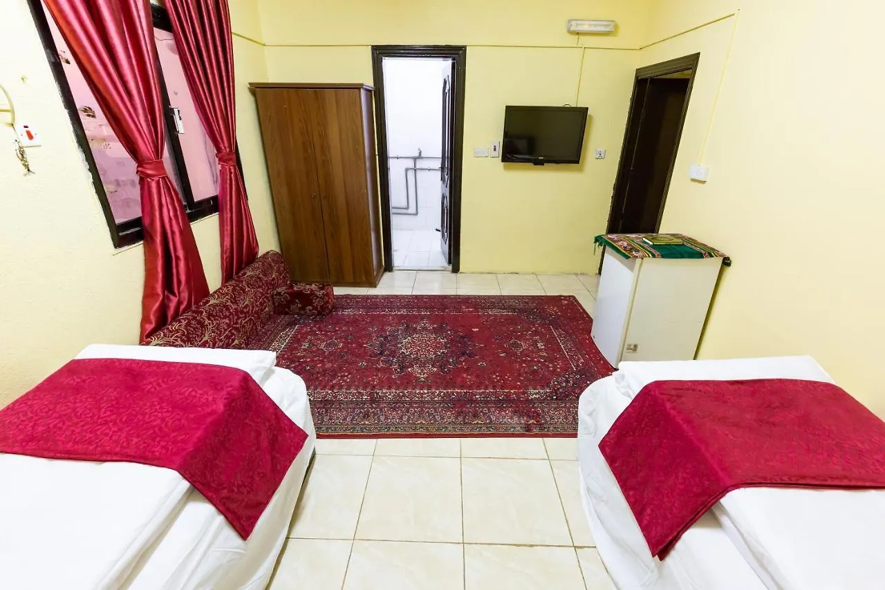 Al Eyeery Furnitured Apartment 1 Medina 2*,